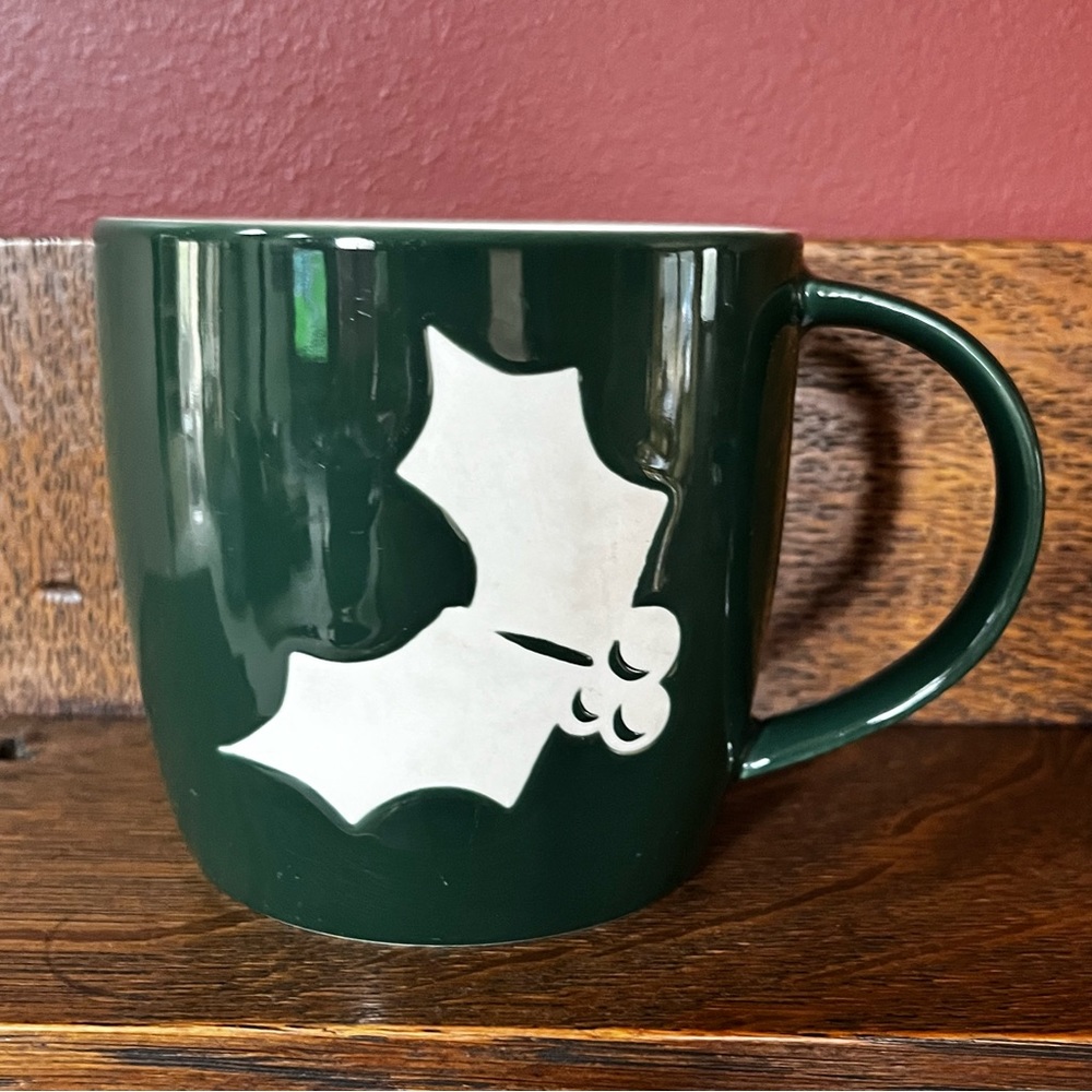 2011 Starbucks Holiday Christmas Holly Mug